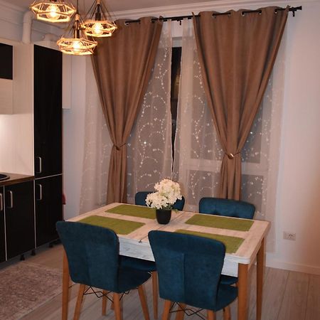 Wald Central Residence Radauţi Bagian luar foto
