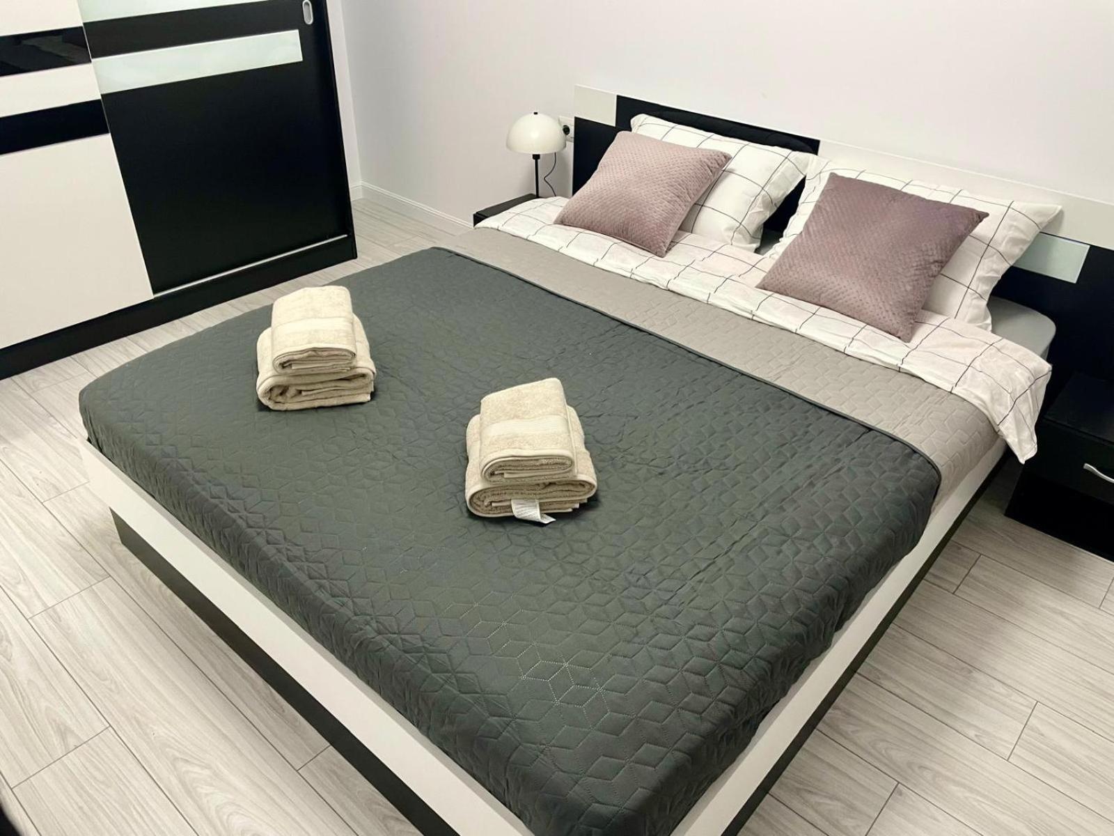 Wald Central Residence Radauţi Bagian luar foto