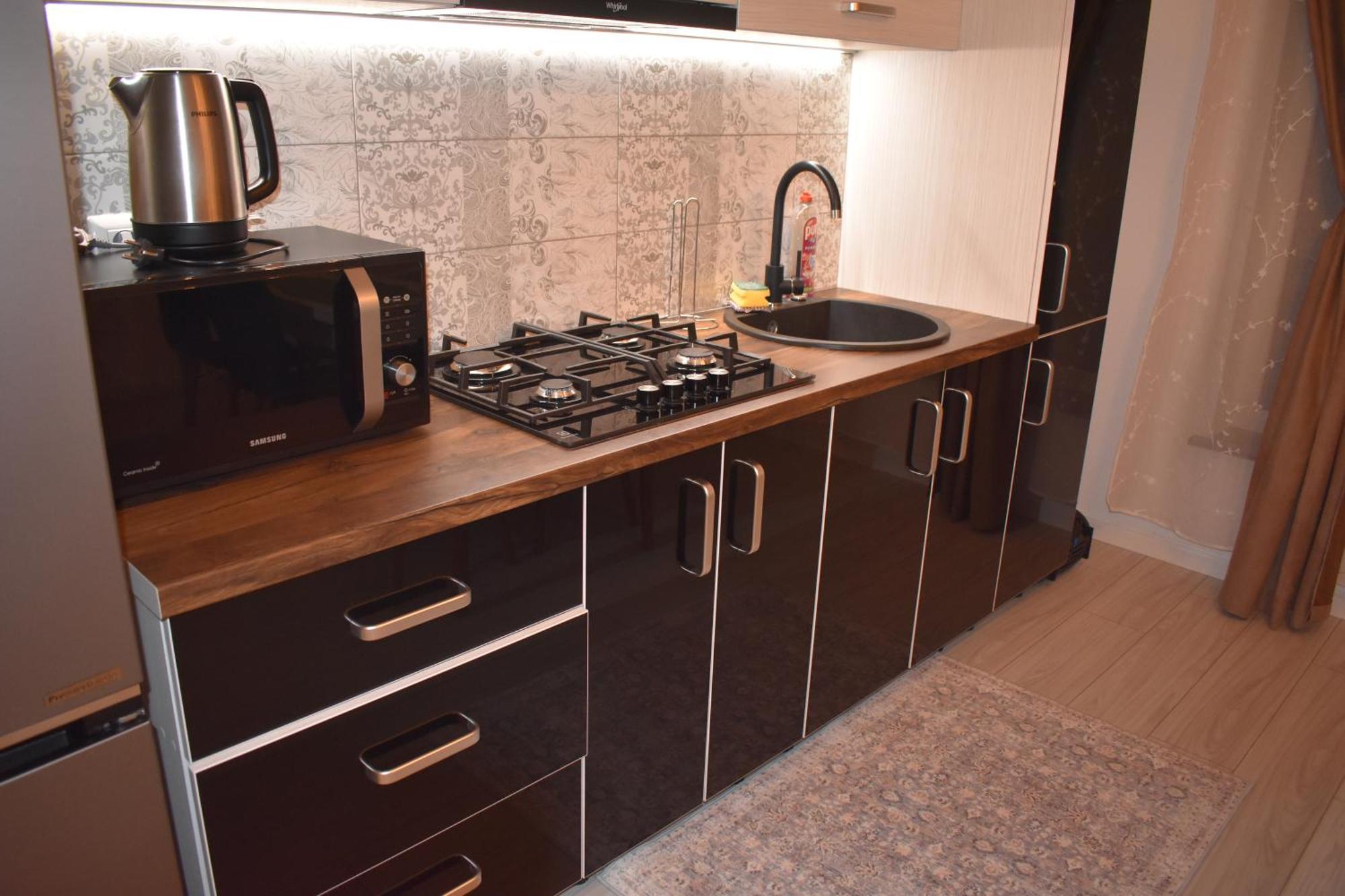 Wald Central Residence Radauţi Bagian luar foto