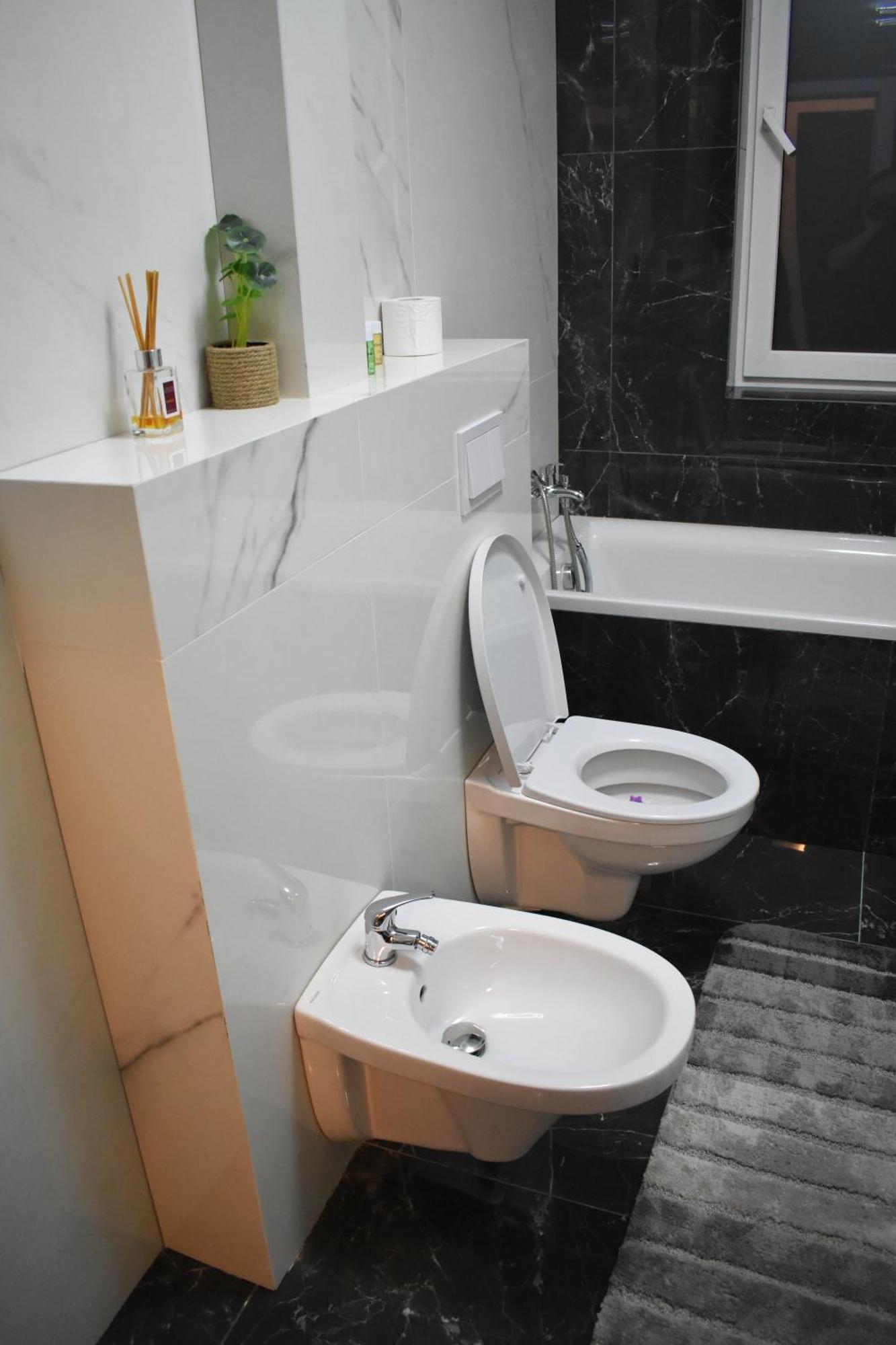 Wald Central Residence Radauţi Bagian luar foto