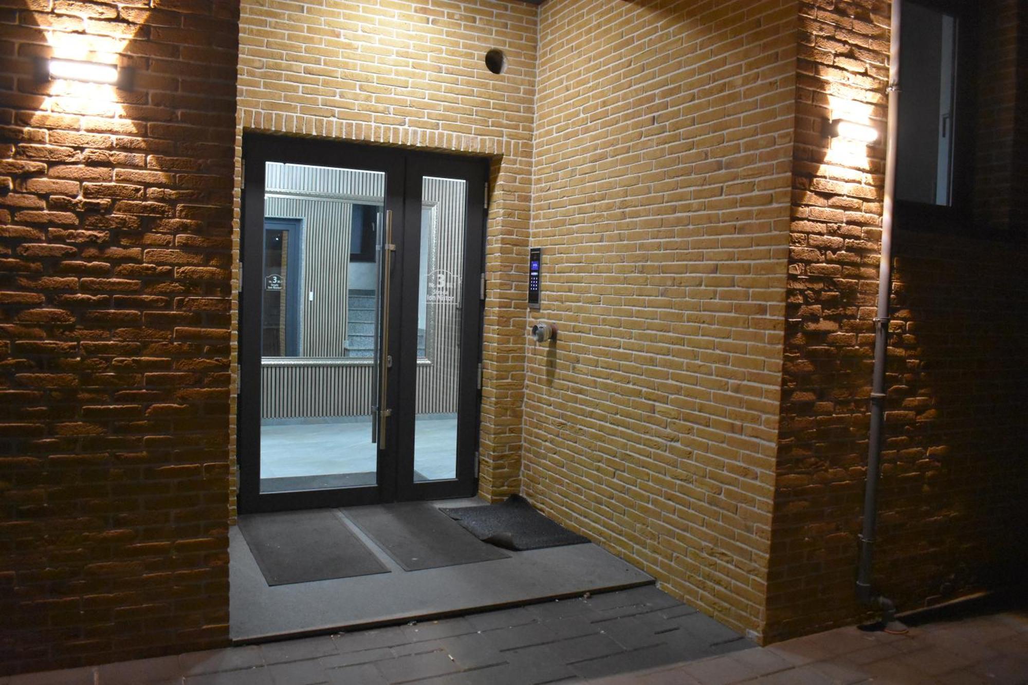 Wald Central Residence Radauţi Bagian luar foto
